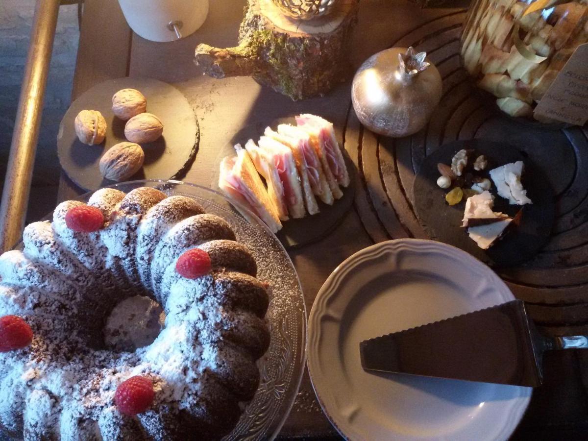 Zucchero Sui Baffi- Food Lovers B&B Mantua Exterior foto